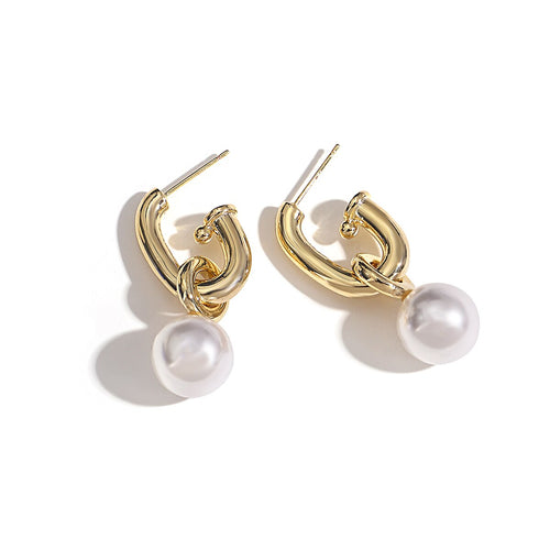 She’s Classic Pearl Earrings